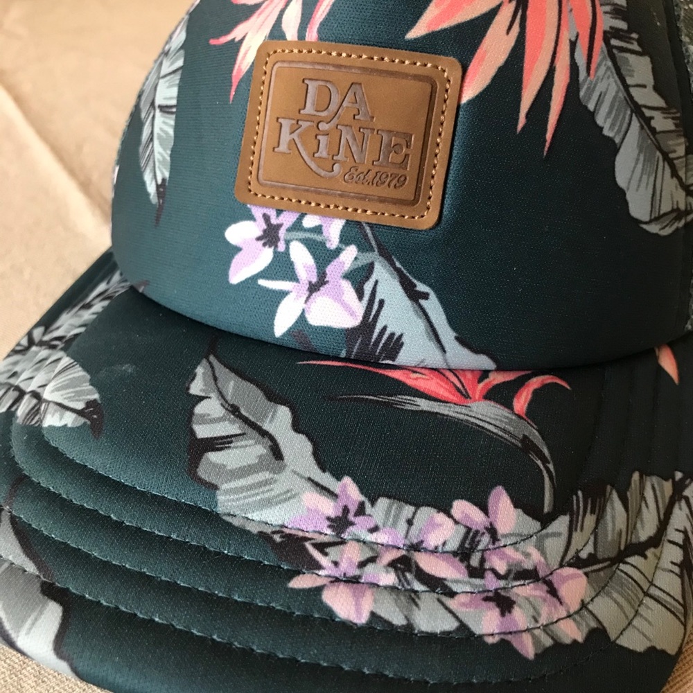 DaKine hat